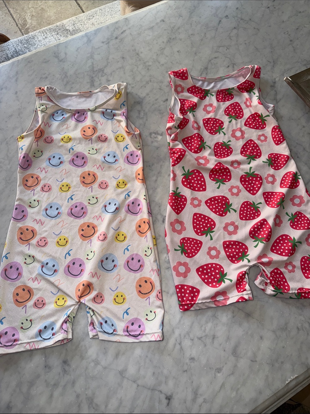 Selling *Two** Girls' gymnastics rompers Strawberry & Pastel Smile